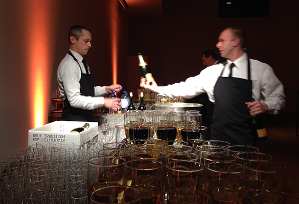 BOZAR Mise en place et gestion Walking dinner 400 personnes
